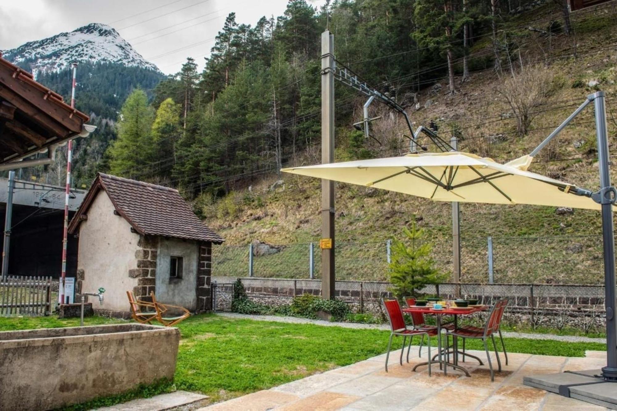 Bahnwaerterhaus Eggwald Villa Wassen Eksteriør billede