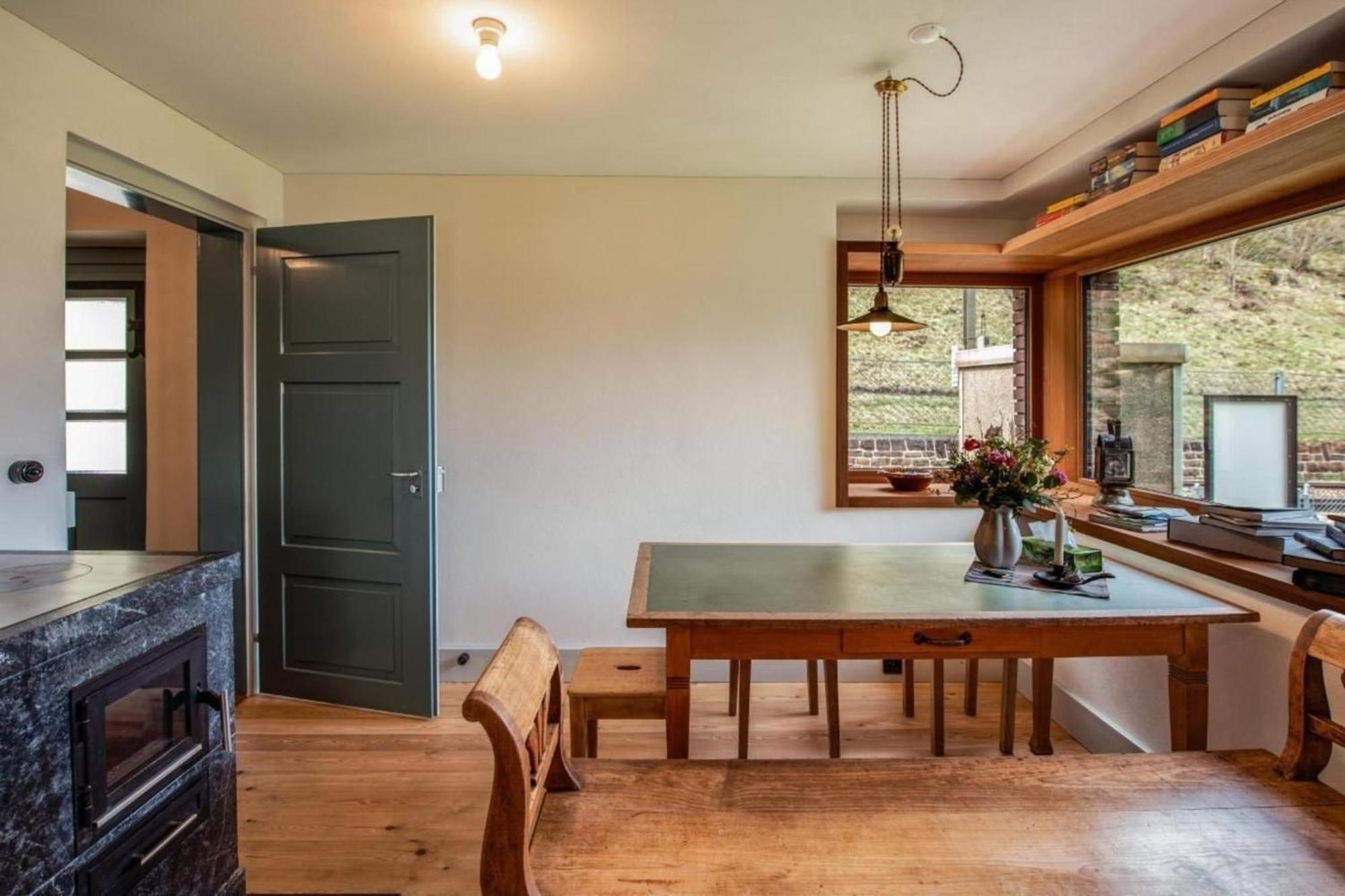 Bahnwaerterhaus Eggwald Villa Wassen Eksteriør billede